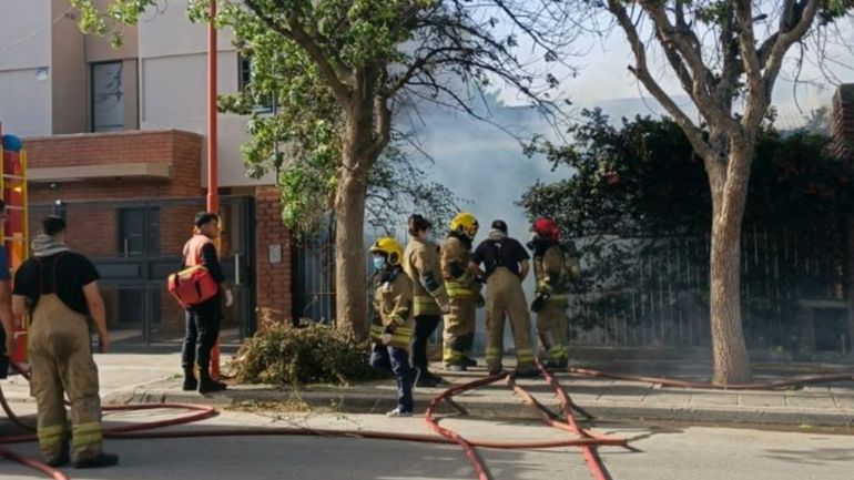 La vivienda del barrio San Lorenzo que incendiaron, y donde murieron dos hombres. 