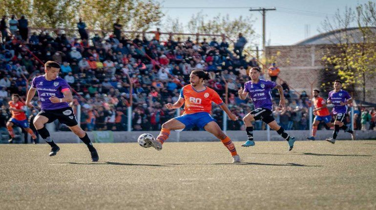 La revancha también tuvo un gran marco de público en el Luis Maiolino.