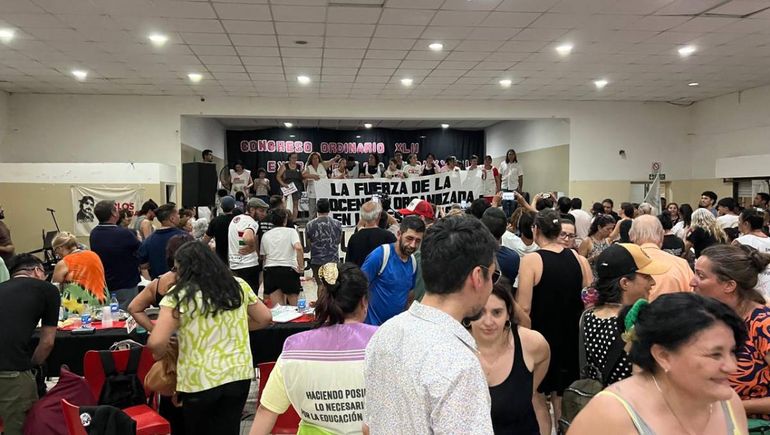 Las nuevas autoridades de Unter exigieron paritarias al gobierno.