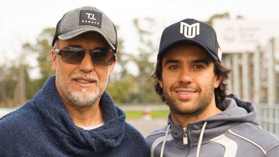 Manu Urcera se paseó en Porsche junto a Batistuta