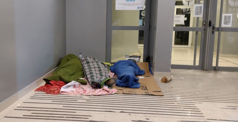 La vida de las personas en situación de calle corre riesgo ante la ola polar que afecta a la región.