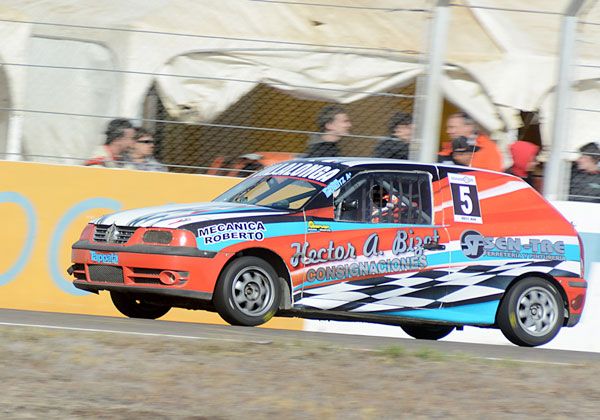 Scaiola se quedó con la Monomarca Gol