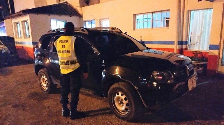 Retuvieron una camioneta con pedido de secuestro en el puente