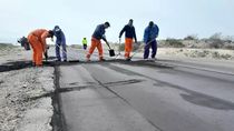 Este jueves el gobernador Weretilneck firmará el contrato para repavimentar las dos rutas que conectarán la provincia. 