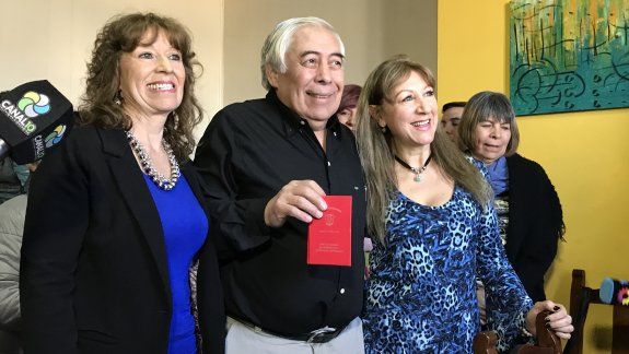 Amor sin fronteras: el cipoleño Abel dio el sí a 7 mil kilómetros de distancia de la novia 