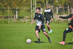 Cipolletti se prepara para recibir a Villa Mitre.