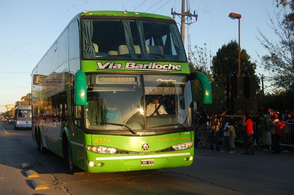 Choferes de las empresas Flecha Bus y Vía Bariloche amenazan con ir al paro la próxima semana