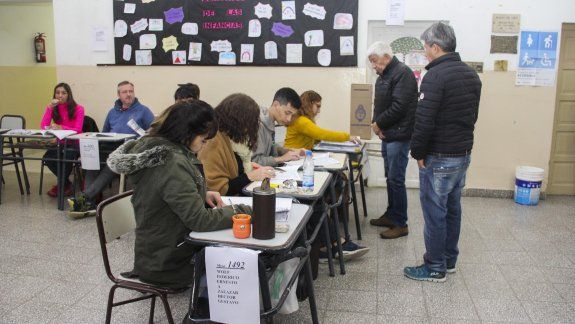 Los festejos fueron kirchneristas y de Juntos