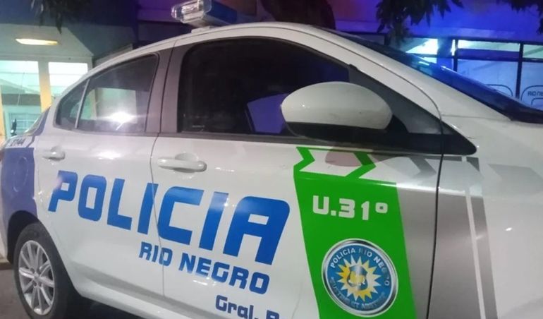 Personal de la Comisaría 31° llevó a cabo el operativo en el que un hombre fue detenido. Foto: Gentileza.