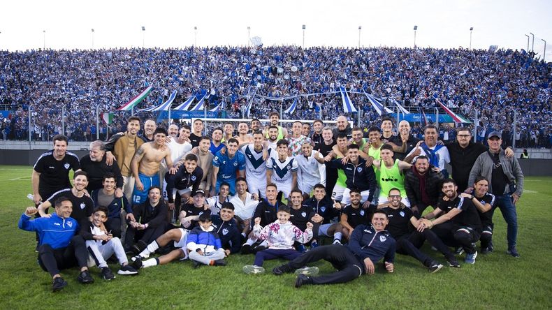 El milagro de Vélez: del 0-5 con River y los jugadores acusados de abuso, a llegar a la final