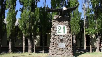 conmocion en el ejercito: un militar intento suicidarse en cercanias de un rio neuquino