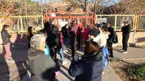 ¿que paso? escuela cerrada, violencia y denuncias cruzadas por una supuesta arma