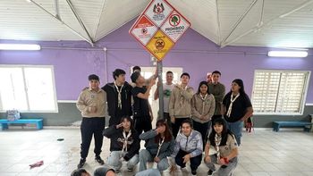 dos instituciones unidas por la educacion ambiental instalaran carteleria en la costa del rio