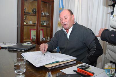 Abren ofertas por construcción de unidades policiales en Allen y Roca