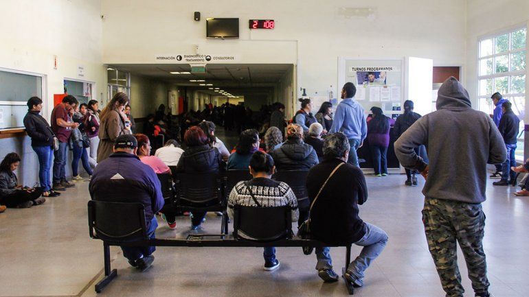 Se disparó el alerta en la ciudad por otro posible caso de psitacosis en el hospital