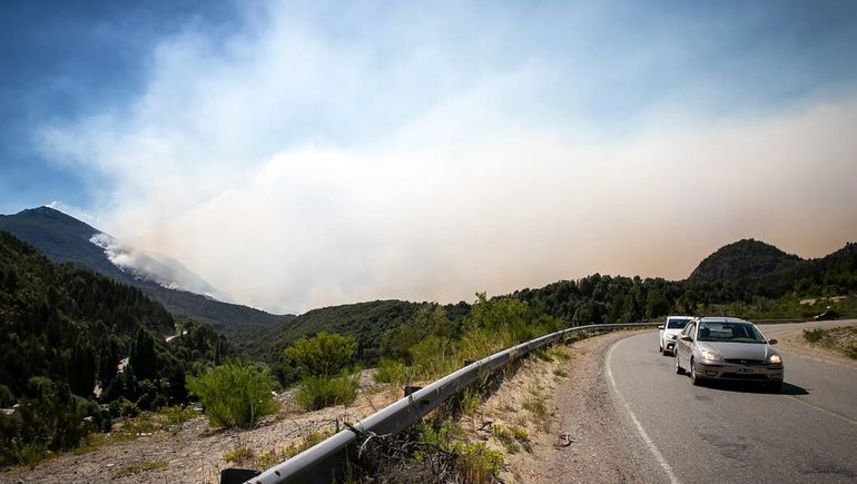 Incendios en Río Negro: analizan evacuar a pobladores