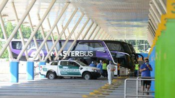 llego al valle otro micro de egresados de carlos paz con casos positivos llego al valle otro micro de egresados de carlos paz con casos positivos