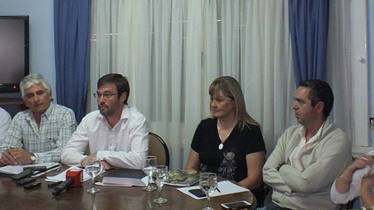 Lavin (centro) detalló el estado de las cuentas del municipio orense.
