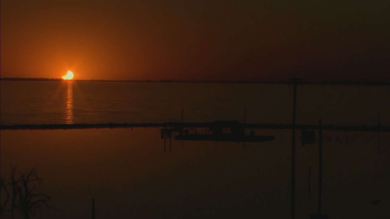 El primer eclipse de sol del año se pudo ver a pleno en la Patagonia