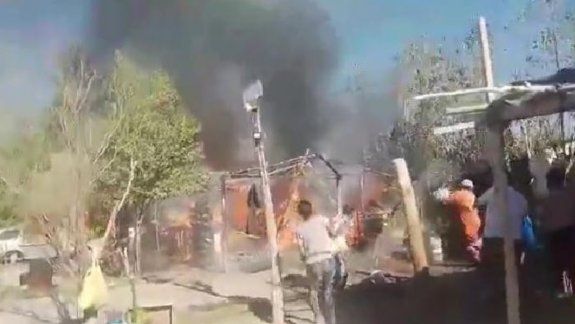 Desató un incendio cuando le quiso cantar el feliz cumple a su gato