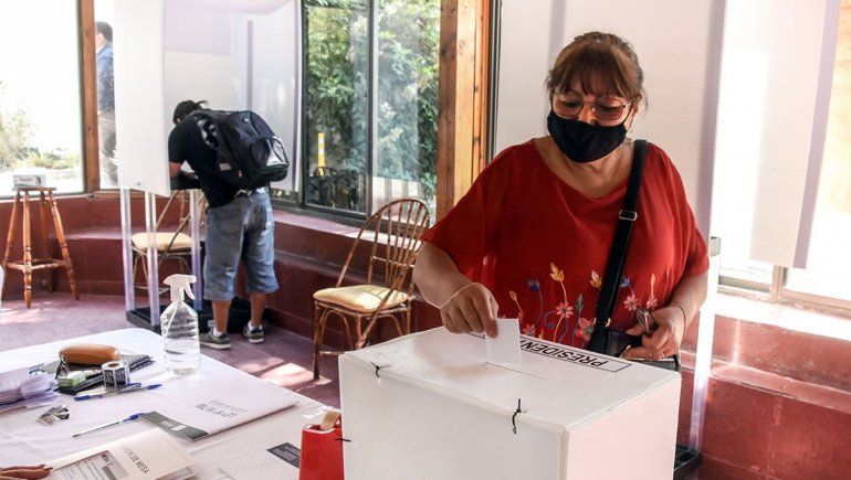 Balotaje en Chile: ¿Cuántos residentes del Alto Valle pueden votar?