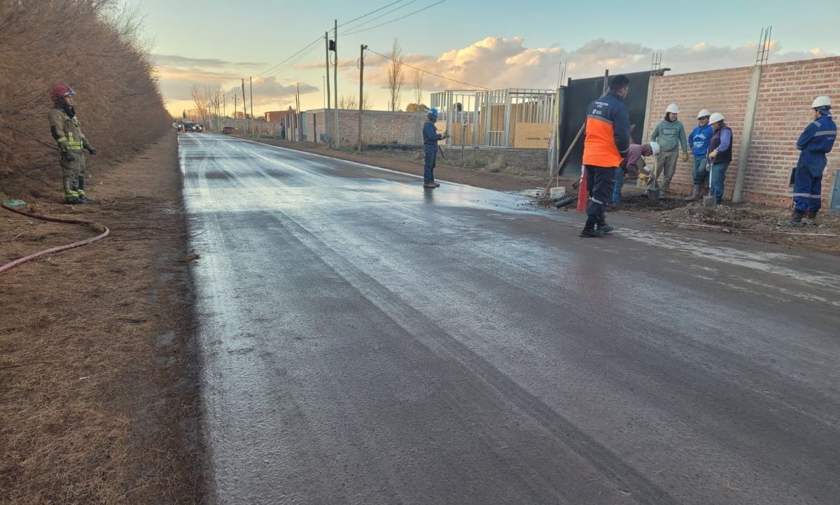 Un denso escape de gas por un presunto intento de conexión clandestina
