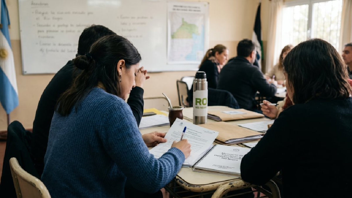El proyecto de ley propone otorgar cuatro puntos extra a los egresados de los institutos de formación docente e universidades de Río Negro.&nbsp;
