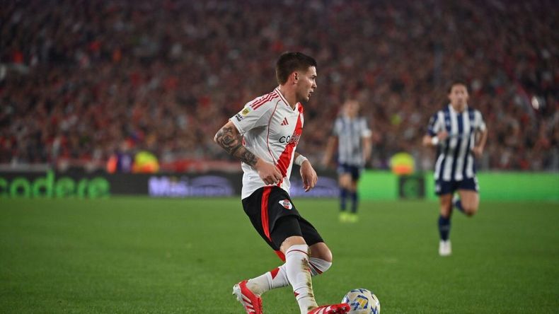 Talleres golpeó y le gana 1-0 a un flojísimo River en el Monumental