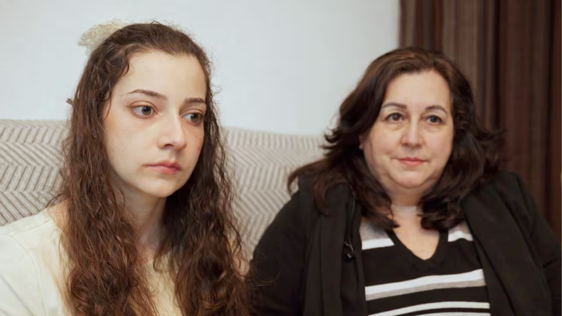 La mujer cuestiona el tratamiento que recibió su hija antes de acceder a la eutanasia. No tuvo tratamiento ni en los psiquiátricos ni en el sociosanitario,