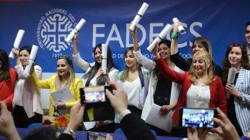 la unco celebro a sus 26 nuevos graduados de la fadecs