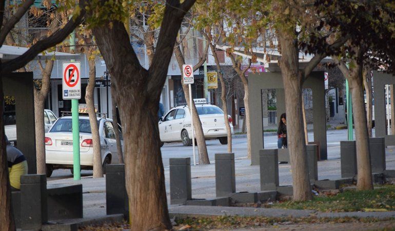 Taxis ya pasados de antigüedad podrían seguir circulando