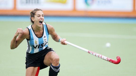Aymar llega a Cipolletti para brindar una clínica de hockey.