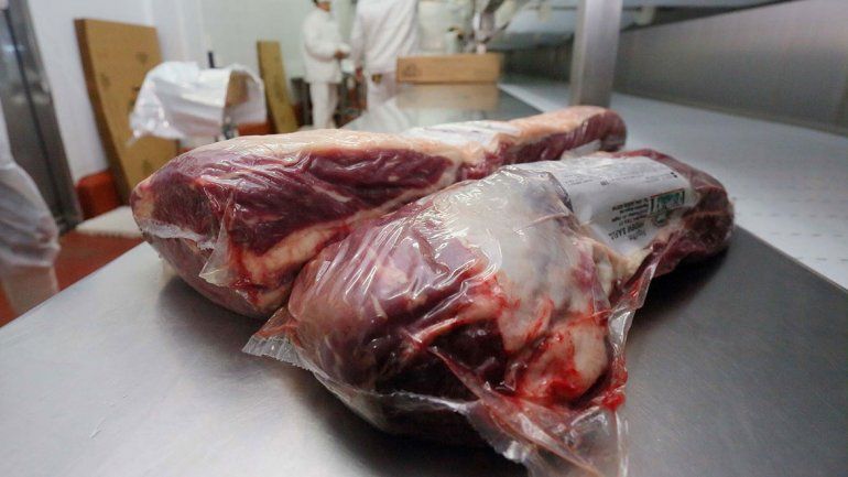 La carne pertenece al frigorífico Fridevi y partió en avión. En los próximos días