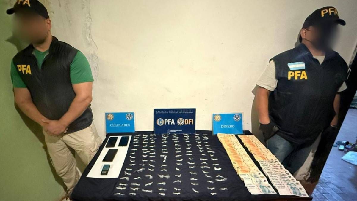 La Policía Federal desarticuló un kiosco narco en las 1200 Viviendas.