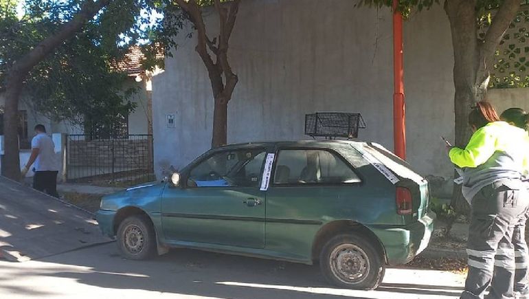 El Municipio ya secuestró 20 autos abandonados.