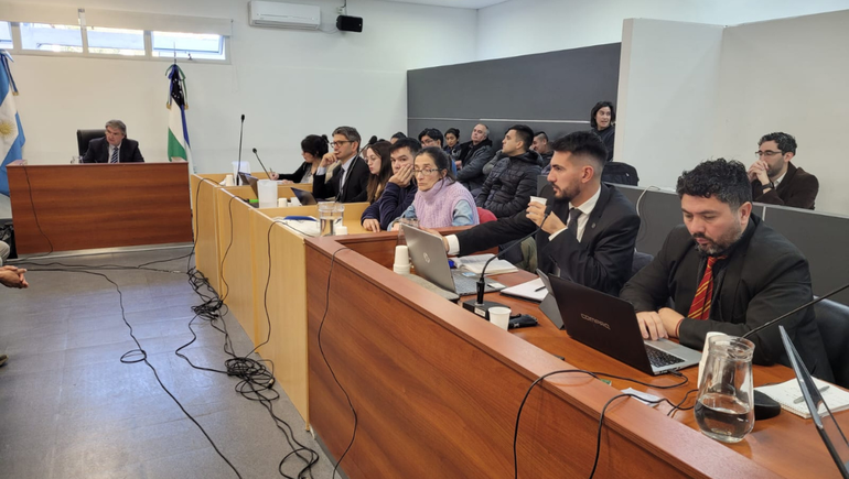 La Justicia conform&oacute; el jurado popular integrado por 12 titulares y 4 suplentes, con paridad de g&eacute;nero y diversidad etaria.