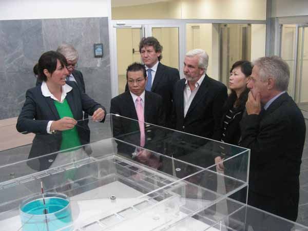 El Gobernador Saiz presentó el “Corredor Atlántico” en Santander