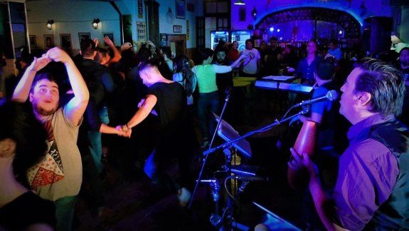 El ritmo de Cuba llega a Cipolletti para cantar y bailar toda la noche