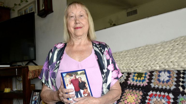 Los hijos, la familia, los afectos han sido siempre para Marta Milesi una prioridad personal, a los que les ha dedicado tiempo y atención, pese a las horas y horas destinadas a la medicina, la política y la labor institucional. Los hijos, la familia, los afectos han sido siempre para Marta Milesi una prioridad personal, a los que les ha dedicado tiempo y atención, pese a las horas y horas destinadas a la medicina, la política y la labor institucional.