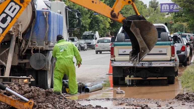 La rotura de un caño dejó sin agua a toda la ciudad