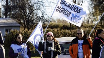 El gremio Unter realiza protestas en Cipolletti, Roca, Viedma y Bariloche.
