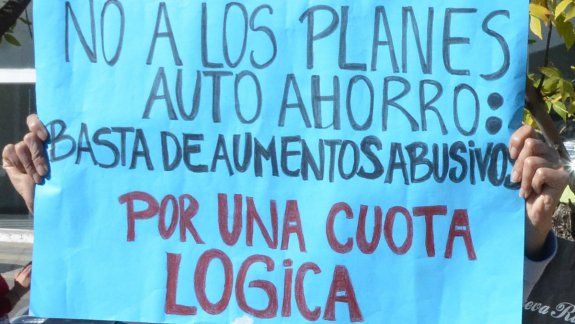 Ahorristas de planes de autos logran fallos a su favor