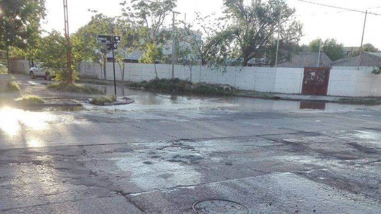 La rotura de un caño dejó sin agua a toda la ciudad