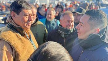 tension en el limite rio negro-la pampa: petroleros se movilizan ante amenazas de despidos