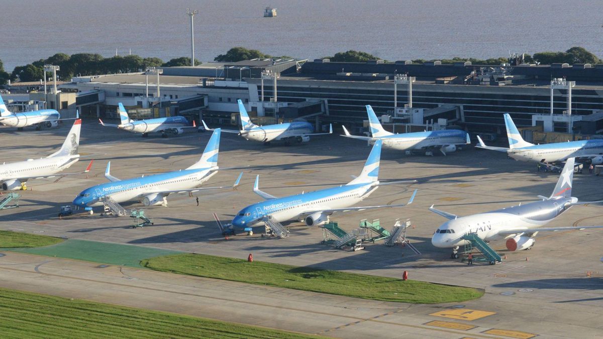 Aeronaúticos levantaron las medidas