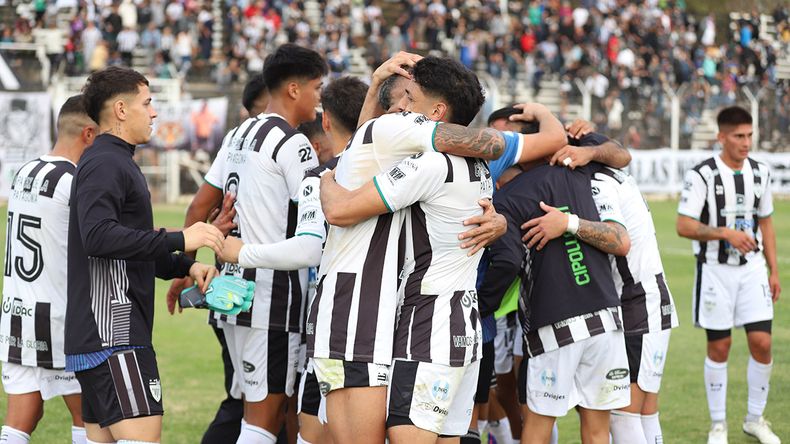 Cipo le gana a Santamarina en el mediodía del domingo