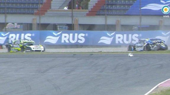 De milagro no fue tragedia: impactante triple choque en el TC Pista