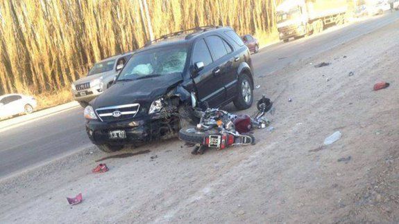 El trágico accidente ocurrió en la Ruta 22, a la altura de la curva Biló.