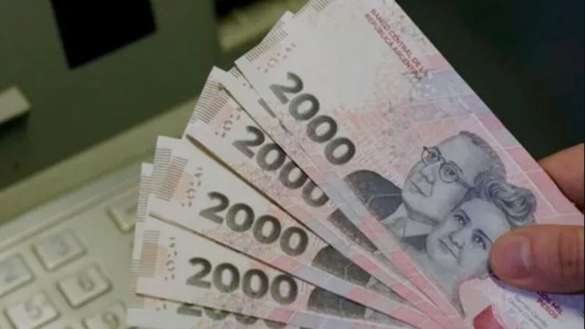 El aguinaldo de diciembre llega unos días antes de las Fiestas de Fin de Año. | LMCipolletti.com El aguinaldo de diciembre llega unos días antes de las Fiestas de Fin de Año.