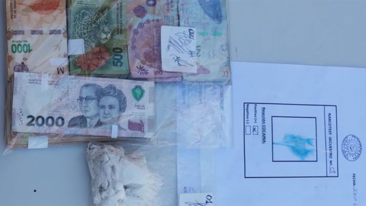 Quería escapar de un allanamiento por el fondo de su casa